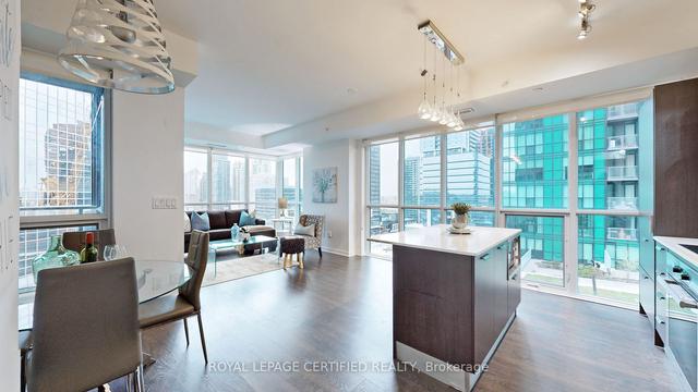 808 - 11 Bogert Ave, Condo with 2 bedrooms, 2 bathrooms and 1 parking in Toronto ON | Image 5