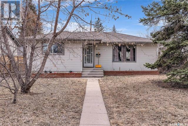 2125 Broadway Avenue, House detached with 4 bedrooms, 2 bathrooms and null parking in Saskatoon SK | Image 1