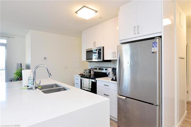 204 - 467 Charlton Avenue East Avenue, House attached with 2 bedrooms, 2 bathrooms and 1 parking in Hamilton ON | Image 5