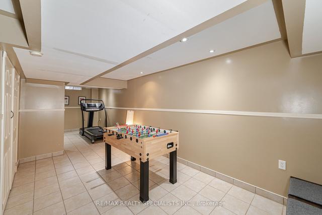 239 Littlewood Dr, House semidetached with 3 bedrooms, 3 bathrooms and 2 parking in Oakville ON | Image 28