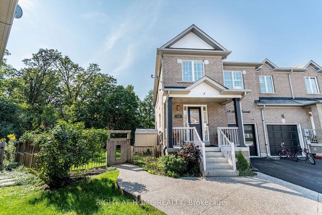 319 Bussel Cres N, House attached with 3 bedrooms, 4 bathrooms and 4 parking in Milton ON | Image 1