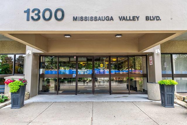103 - 1300 Mississauga Valley Blvd, Condo with 2 bedrooms, 2 bathrooms and 1 parking in Mississauga ON | Image 10