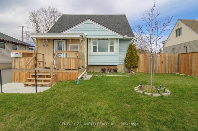 762 Gillespie Ave, House detached with 2 bedrooms, 2 bathrooms and 3 parking in Peterborough ON | Image 12