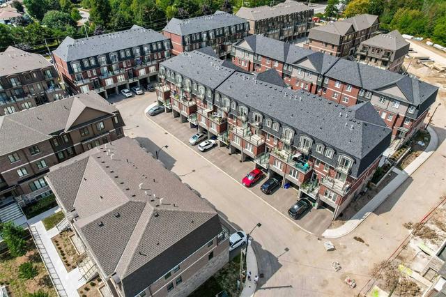 121 - 445 Ontario St S, Townhouse with 3 bedrooms, 3 bathrooms and 2 parking in Milton ON | Image 10