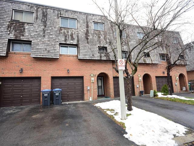 12 Briar Path, Townhouse with 4 bedrooms, 2 bathrooms and 1 parking in Brampton ON | Image 1