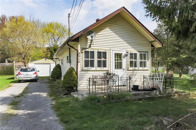 3914 Alexandra Road, House detached with 2 bedrooms, 1 bathrooms and 4 parking in Fort Erie ON | Image 12