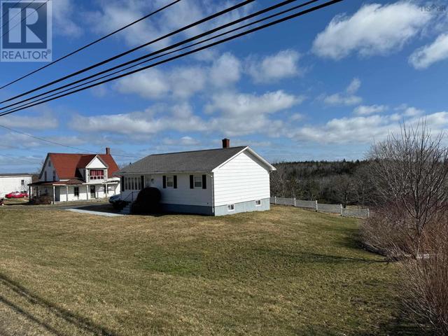 2521 Highway 334, House detached with 2 bedrooms, 1 bathrooms and null parking in Argyle NS | Image 3