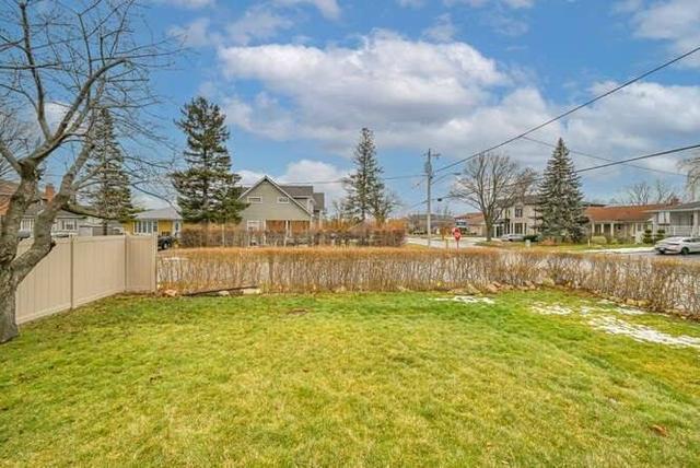 109 Elinor Ave, House detached with 3 bedrooms, 2 bathrooms and 4 parking in Toronto ON | Image 31