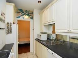 602 - 102 Bloor St W, Condo with 1 bedrooms, 1 bathrooms and 0 parking in Toronto ON | Image 5