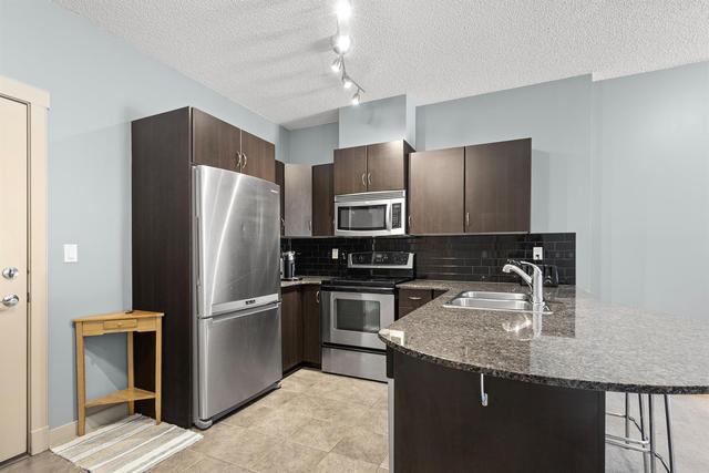 1610 - 11811 Lake Fraser Drive Se, Condo with 2 bedrooms, 1 bathrooms and 1 parking in Calgary AB | Image 3
