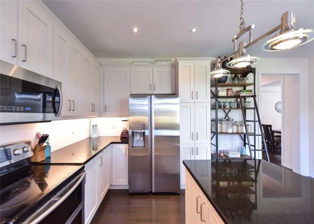3040 Orion Blvd, House detached with 4 bedrooms, 5 bathrooms and 4 parking in Orillia ON | Image 7