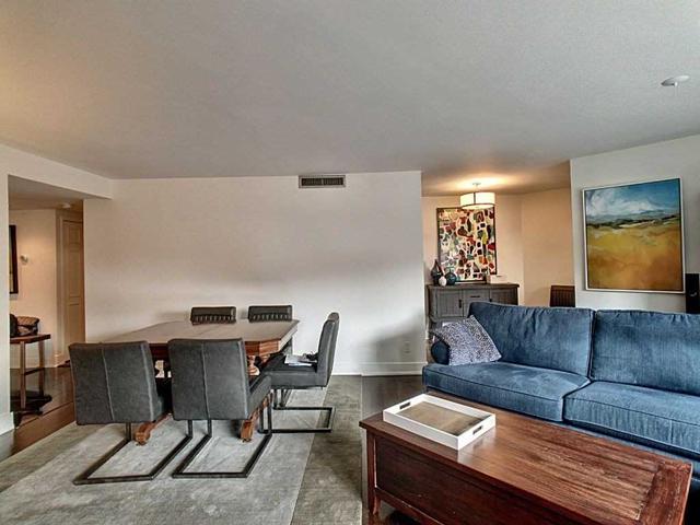203 - 55 Wellesley St, Condo with 2 bedrooms, 2 bathrooms and 2 parking in Toronto ON | Image 10
