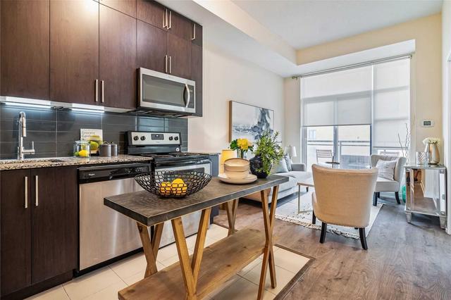1001 - 840 Queen's Plate Dr, Condo with 1 bedrooms, 2 bathrooms and 1 parking in Toronto ON | Image 8