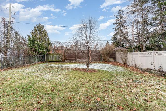19 Faversham Cres, House detached with 3 bedrooms, 2 bathrooms and 6 parking in Toronto ON | Image 17
