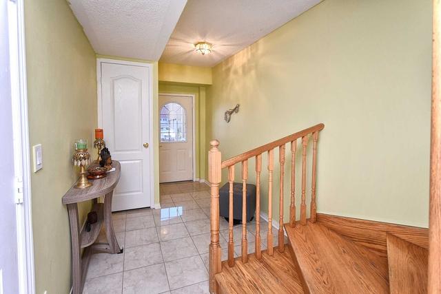 14 Pat Brooks Terr, Townhouse with 4 bedrooms, 4 bathrooms and 3 parking in Toronto ON | Image 33