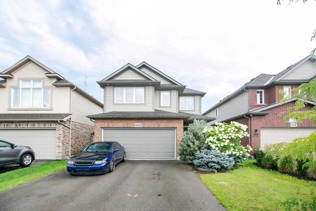 8620 Milomir St, House detached with 3 bedrooms, 3 bathrooms and 6 parking in Niagara Falls ON | Image 1