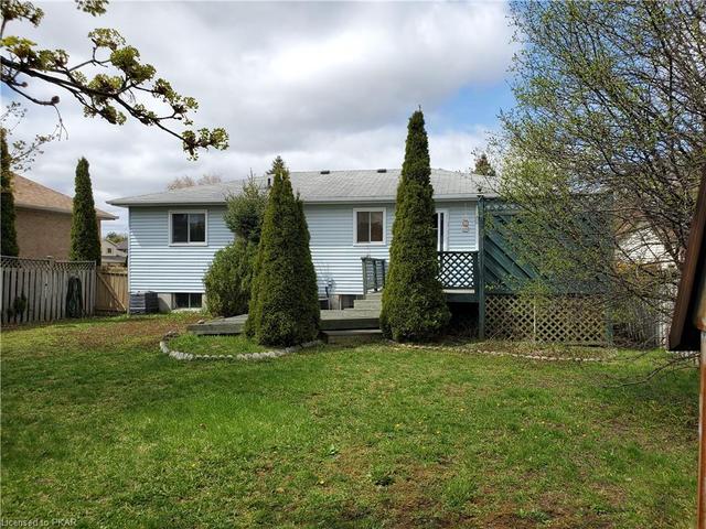 2431 Mountland Drive, House detached with 3 bedrooms, 1 bathrooms and 2 parking in Peterborough ON | Image 21