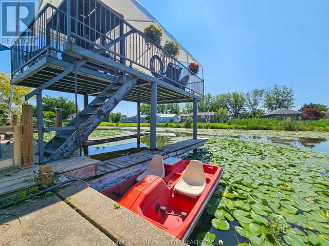 19270 Lakeside Drive, House detached with 2 bedrooms, 1 bathrooms and null parking in Lakeshore ON | Image 6