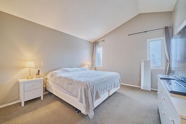 29 Shannon Circle Sw, House detached with 4 bedrooms, 3 bathrooms and 4 parking in Calgary AB | Image 21