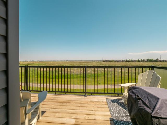 335 Canyon Meadows Road W, House detached with 4 bedrooms, 2 bathrooms and 4 parking in Lethbridge AB | Image 40
