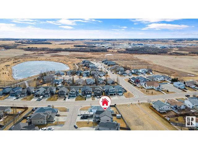 9604 91 St, House detached with 4 bedrooms, 3 bathrooms and null parking in Morinville AB | Image 49