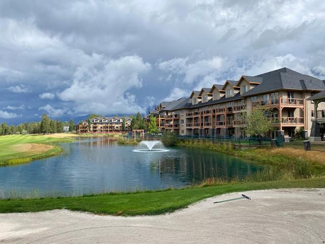 611 - 600 Bighorn Boulevard, Condo with 3 bedrooms, 3 bathrooms and null parking in Radium Hot Springs BC | Image 27