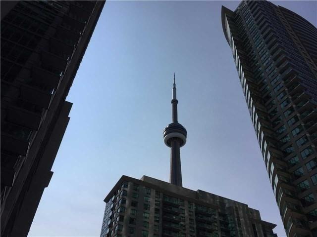 2408 - 14 York St, Condo with 2 bedrooms, 2 bathrooms and 1 parking in Toronto ON | Image 1