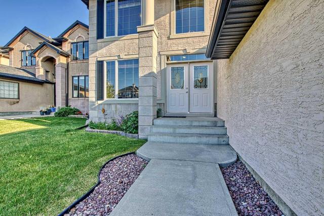 143 Sienna Park Heath Sw, House detached with 5 bedrooms, 3 bathrooms and 4 parking in Calgary AB | Image 3