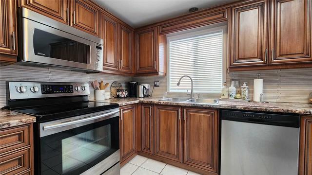 518 Leacock Dr, House detached with 3 bedrooms, 3 bathrooms and 4 parking in Barrie ON | Image 7