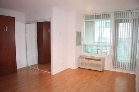 uph 07 - 19 Avondale Ave, Condo with 0 bedrooms, 1 bathrooms and 1 parking in Toronto ON | Image 2
