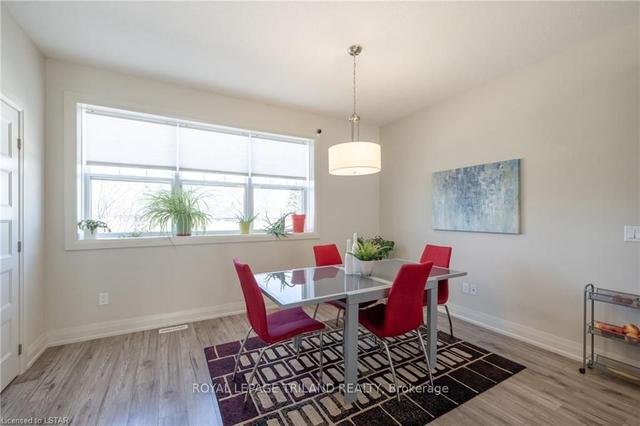 22 - 3025 Singleton Ave, Townhouse with 2 bedrooms, 3 bathrooms and 3 parking in London ON | Image 2