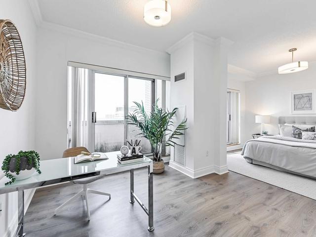 lph4 - 909 Bay St, Condo with 3 bedrooms, 3 bathrooms and 1 parking in Toronto ON | Image 7