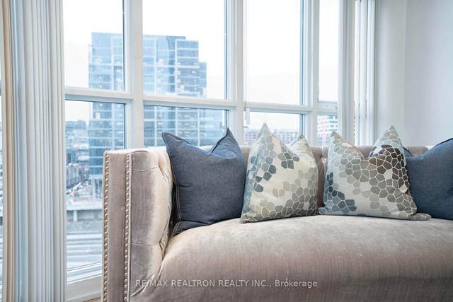 922 - 21 Iceboat Terr, Condo with 0 bedrooms, 1 bathrooms and 0 parking in Toronto ON | Image 27