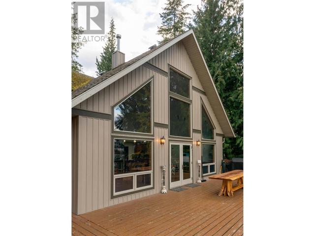 2611 Duncan Road, House detached with 5 bedrooms, 3 bathrooms and 2 parking in Columbia Shuswap C BC | Image 73