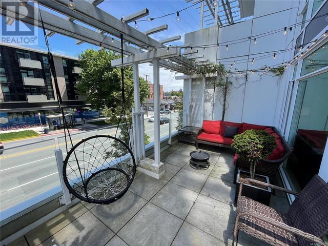 209 - 1090 Johnson St, Condo with 2 bedrooms, 1 bathrooms and 1 parking in Victoria BC | Image 17