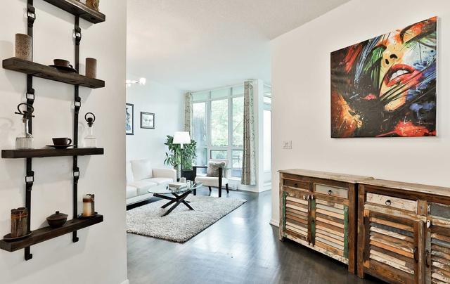 224 - 231 Fort York Blvd, Condo with 2 bedrooms, 2 bathrooms and 1 parking in Toronto ON | Image 1
