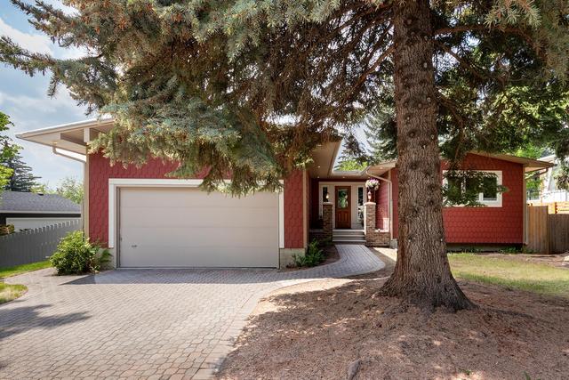 79 Calandar Road Nw, House detached with 4 bedrooms, 4 bathrooms and 4 parking in Calgary AB | Image 2