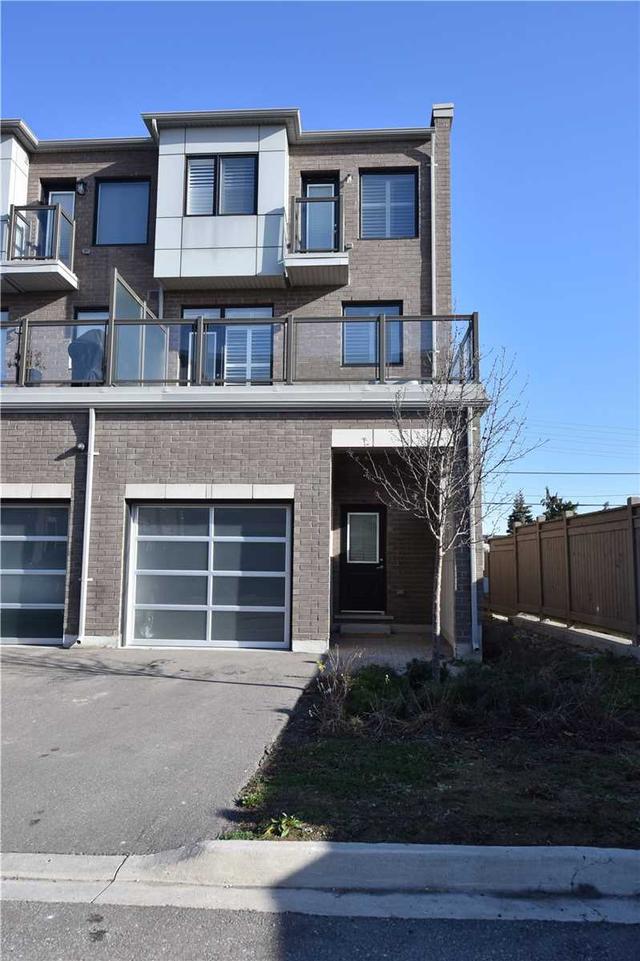 8200 Pine Valley Dr, House attached with 3 bedrooms, 3 bathrooms and 2 parking in Vaughan ON | Image 12