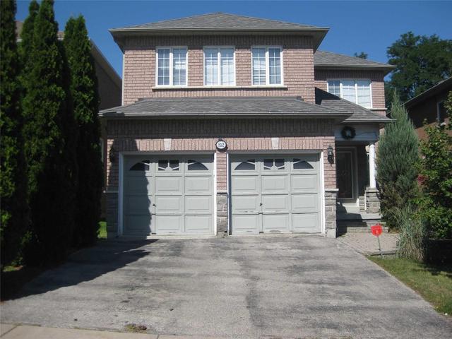 512 Royalpark Way, House detached with 4 bedrooms, 3 bathrooms and 2 parking in Vaughan ON | Image 1