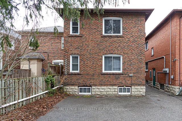 54 Mcnairn Ave, House detached with 4 bedrooms, 2 bathrooms and 4 parking in Toronto ON | Image 21