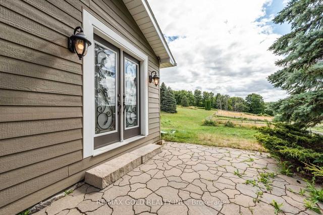 16804 Centreville Creek Rd, House detached with 2 bedrooms, 3 bathrooms and 2 parking in Caledon ON | Image 32