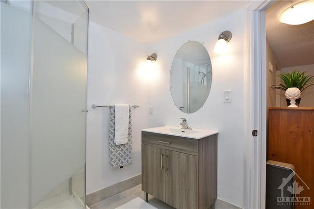 207 Ridgepark Private, Townhouse with 3 bedrooms, 3 bathrooms and 1 parking in Ottawa ON | Image 28