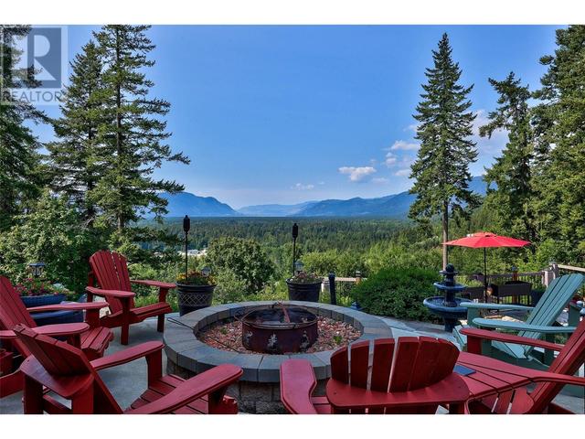 15 - 2481 Squilax Anglemont Road, House detached with 3 bedrooms, 2 bathrooms and 2 parking in Columbia Shuswap F BC | Image 1