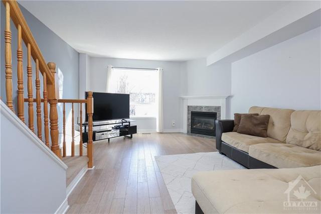 229 Gershwin Private, Townhouse with 2 bedrooms, 2 bathrooms and 2 parking in Ottawa ON | Image 7