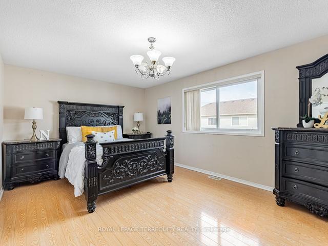 109 Botavia Downs Dr, House detached with 4 bedrooms, 4 bathrooms and 6 parking in Brampton ON | Image 14