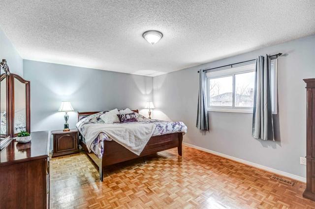 37 Largo Cres, House detached with 3 bedrooms, 3 bathrooms and 2 parking in Vaughan ON | Image 12