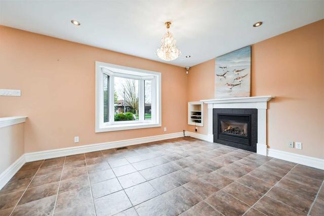 235 Carlson Dr, House detached with 3 bedrooms, 3 bathrooms and 6 parking in Newmarket ON | Image 29