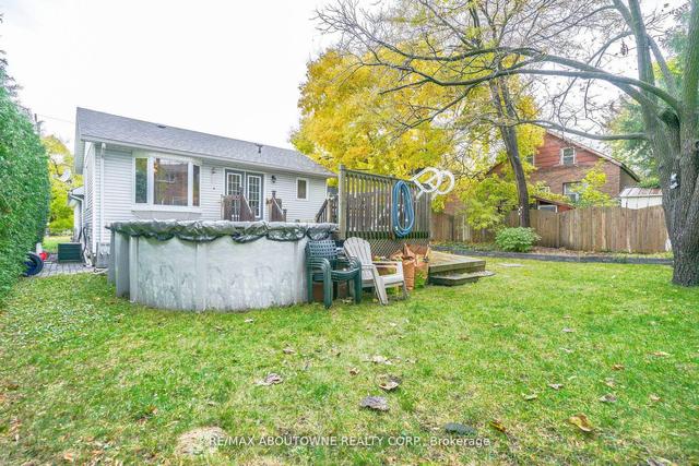 7 Mccaul St, House detached with 3 bedrooms, 3 bathrooms and 6 parking in Brampton ON | Image 33