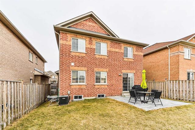 30 Oceanpearl Cres, House detached with 3 bedrooms, 3 bathrooms and 6 parking in Whitby ON | Image 20