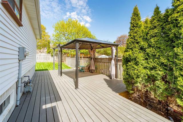 29 Marblehead Cres, House semidetached with 3 bedrooms, 3 bathrooms and 3 parking in Brampton ON | Image 31